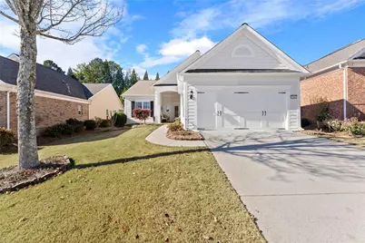 5944 Bellflower Way, Hoschton, GA 30548 - Photo 5