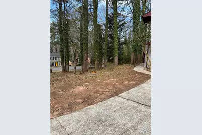 4829 Woodhurst Way, Stone Mountain, GA 30088 - Photo 13