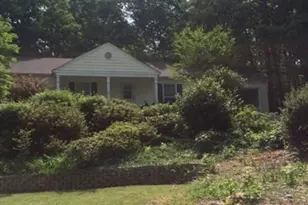 2051 Bishop Creek Dr, Marietta, GA 30062 - Photo 5