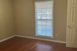 2051 Bishop Creek Dr, Marietta, GA 30062 - Photo 13