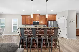 748 Hawkins Creek Dr, Jefferson, GA 30549 - Photo 5