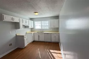 228 Inverness Trce, Riverdale, GA 30274 - Photo 5