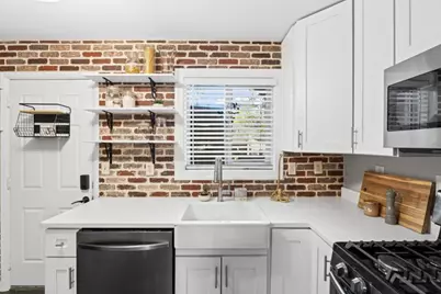 394 6th Street NE #2, Atlanta, GA 30308 - Photo 7