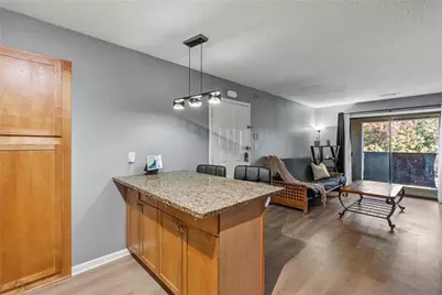 2657 Lenox Road NE #L 163, Atlanta, GA 30324 - Photo 9