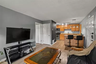 2657 Lenox Road NE #L 163, Atlanta, GA 30324 - Photo 5