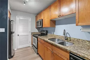 2657 Lenox Road NE, Atlanta, GA 30324 - Photo 11