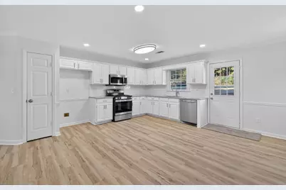 280 Meadow View Drive, Grayson, GA 30017 - Photo 5