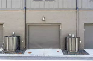 912 Brees Ct, Atlanta, GA 30318 - Photo 31