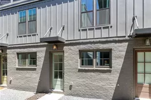 912 Brees Ct, Atlanta, GA 30318 - Photo 3