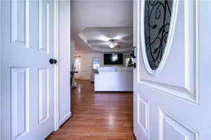 910 Burning Bush Dr, Loganville, GA 30052 - Photo 3