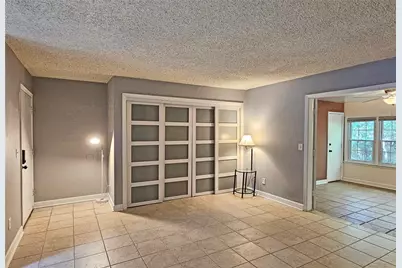 77 De Arc Place NW, Atlanta, GA 30327 - Photo 9