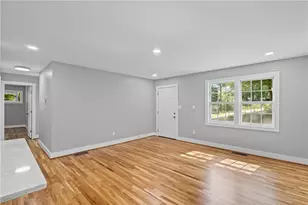 2889 Macon Dr SW, Atlanta, GA 30354 - Photo 5