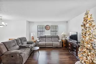 5865 Vernier Dr, Atlanta, GA 30349 - Photo 7