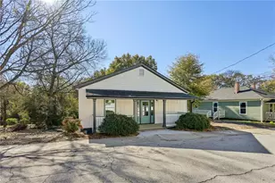 32 Pine St, Porterdale, GA 30014 - Photo 3