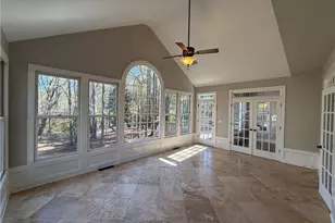 613 Preserve Pl, Peachtree City, GA 30269 - Photo 7