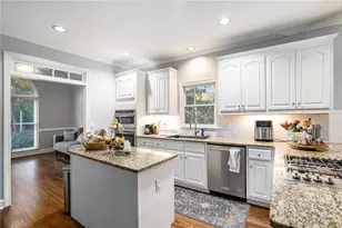 632 Owl Creek Dr, Powder Springs, GA 30127 - Photo 5