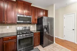 111 Portico Pl, Newnan, GA 30265 - Photo 11