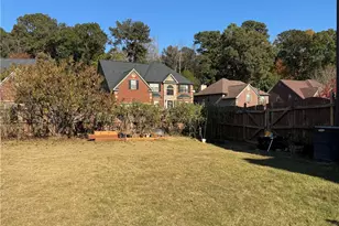 352 Plymstock Dr, McDonough, GA 30253 - Photo 3