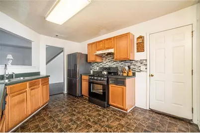 665 Sable View Lane, Atlanta, GA 30349 - Photo 11