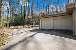 2153 Starfire Dr NE, Atlanta, GA 30345 - Photo 27