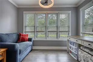 211 Summit North Dr NE, Atlanta, GA 30324 - Photo 9