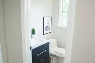 3561 Misty Valley Rd, Decatur, GA 30032 - Photo 7