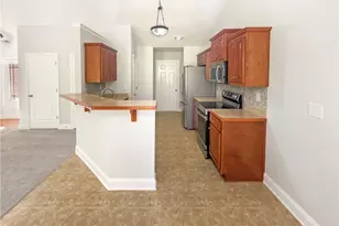 189 Hampton Dr, Jefferson, GA 30549 - Photo 13