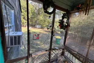 5068 Lorraine Pl, Forest Park, GA 30297 - Photo 11