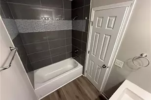 8080 Sumit Creek Dr, Kennesaw, GA 30152 - Photo 17