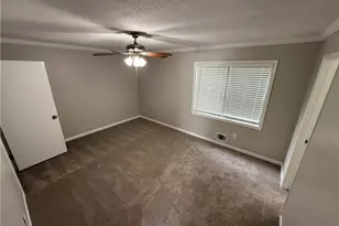 8080 Sumit Creek Dr, Kennesaw, GA 30152 - Photo 23