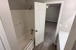 8080 Sumit Creek Dr, Kennesaw, GA 30152 - Photo 27