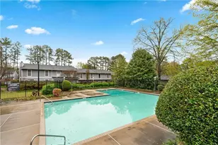 4984 Meadow Ln, Marietta, GA 30068 - Photo 19