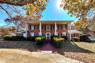 104 E Valley Rd NE, Rydal, GA 30171 - Photo 3