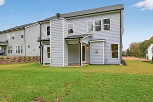 139 Crimson Feather Dr, Jefferson, GA 30549 - Photo 5