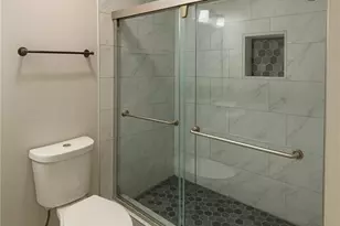 2048 Kelvin Dr, Lawrenceville, GA 30043 - Photo 15