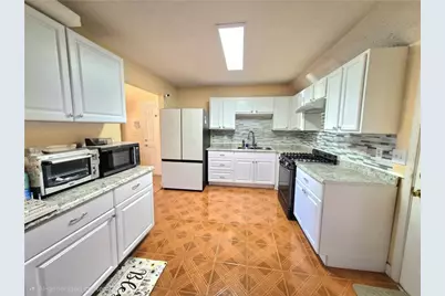 2784 Holly Berry Drive, Ellenwood, GA 30294 - Photo 5