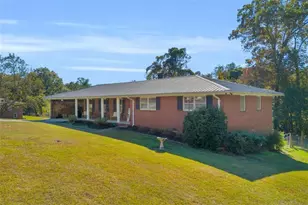 97 Hillside Dr, Toccoa, GA 30577 - Photo 3