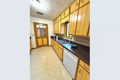 5490 Hulsey Circle, Gainesville, GA 30504 - Photo 5