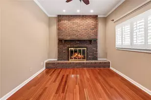 647 Shannon Green Cir SW, Mableton, GA 30126 - Photo 9