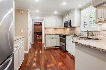 647 Shannon Green Circle SW, Mableton, GA 30126 - Photo 7