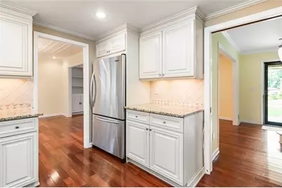 647 Shannon Green Circle SW, Mableton, GA 30126 - Photo 9