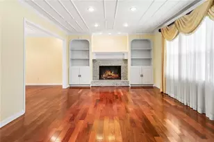 647 Shannon Green Cir SW, Mableton, GA 30126 - Photo 5