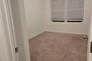 11889 Fuller St, Hampton, GA 30228 - Photo 9