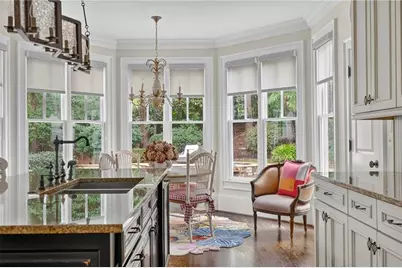 3100 Rhodenhaven Drive NW, Atlanta, GA 30327 - Photo 17