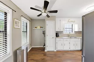 4405 Lakeside Hills Point NE, Kennesaw, GA 30144 - Photo 11