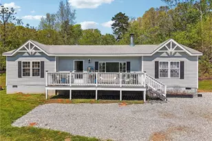 2496 Venture Dr, Gainesville, GA 30506 - Photo 1