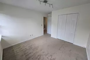 639 Royal Abbey Dr, Stone Mountain, GA 30088 - Photo 27