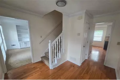 639 Royal Abbey Drive, Stone Mountain, GA 30088 - Photo 5