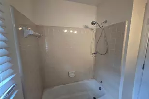 639 Royal Abbey Dr, Stone Mountain, GA 30088 - Photo 25