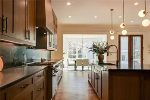 581 Sherwood Rd NE, Atlanta, GA 30324 - Photo 1